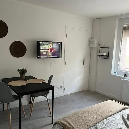 Le Little 18m2 2 Personnes Lägenhet